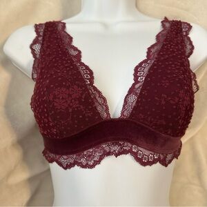 Victoria's Secret | Lace Bralette